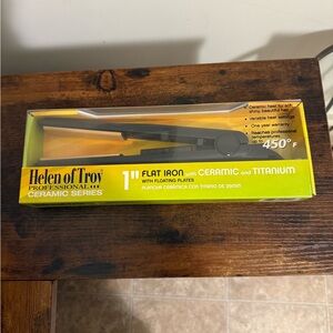 Helen of Troy Ceramic Series Flat Iron - Black